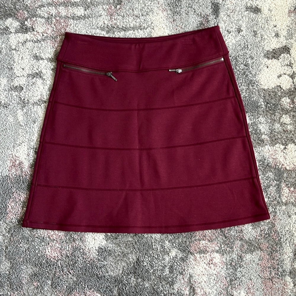 Athleta skirt